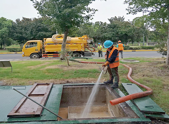 祁连化油池清理